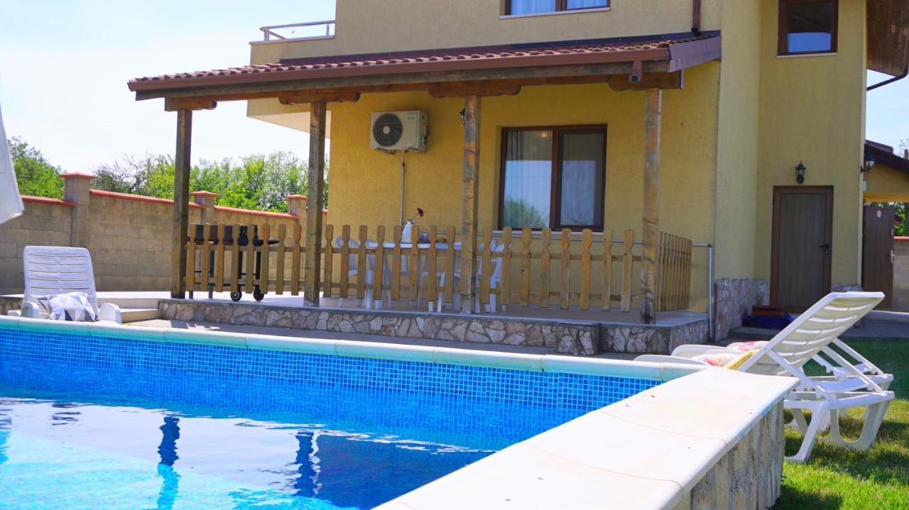 Вила Делфин - Villa Delfin Bŭlgarevo エクステリア 写真